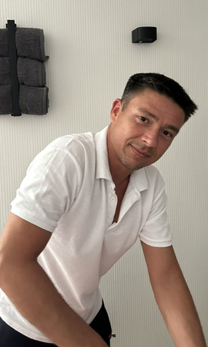 Daniel Niedzwiedz - Physiotherapeut Daniel Niedzwiedz - Physiotherapeut